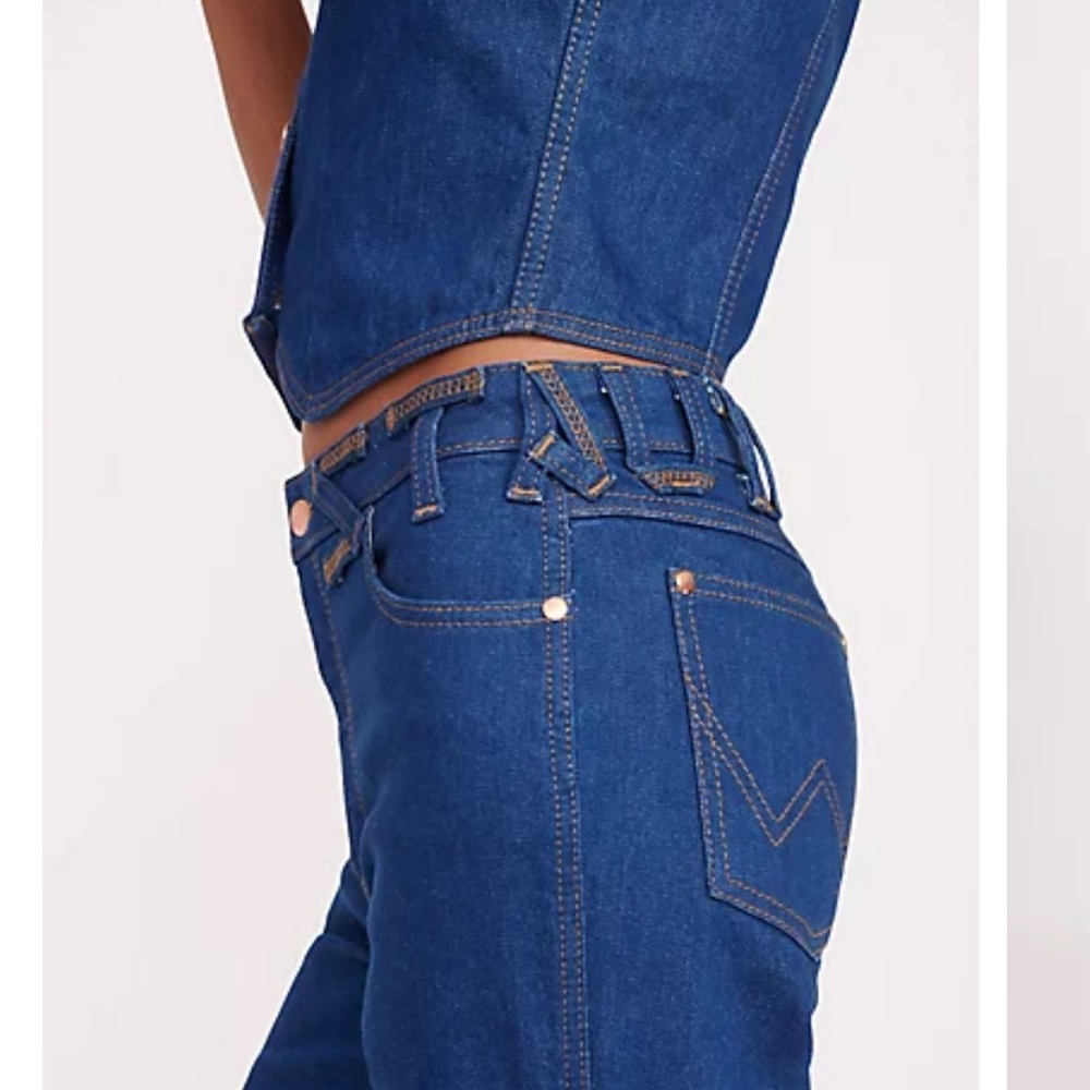 Wrangler Blue High-Waist Jeans